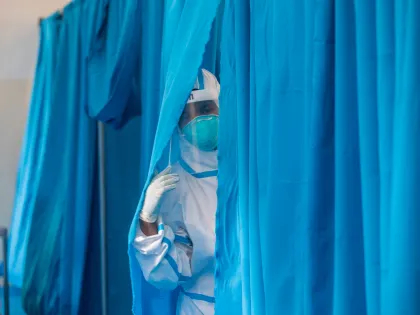 Engagement with the private sector in health for the COVID-19 response in the EMR